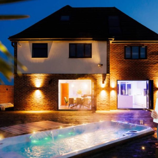 8 Person hot tub stay for 1 night